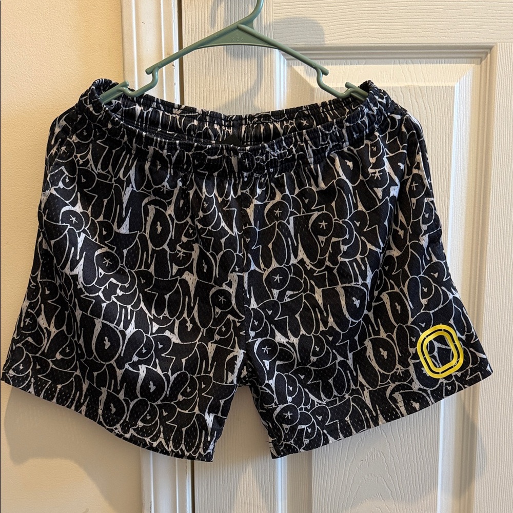 Black and White Graphic Men's Athletic Shorts